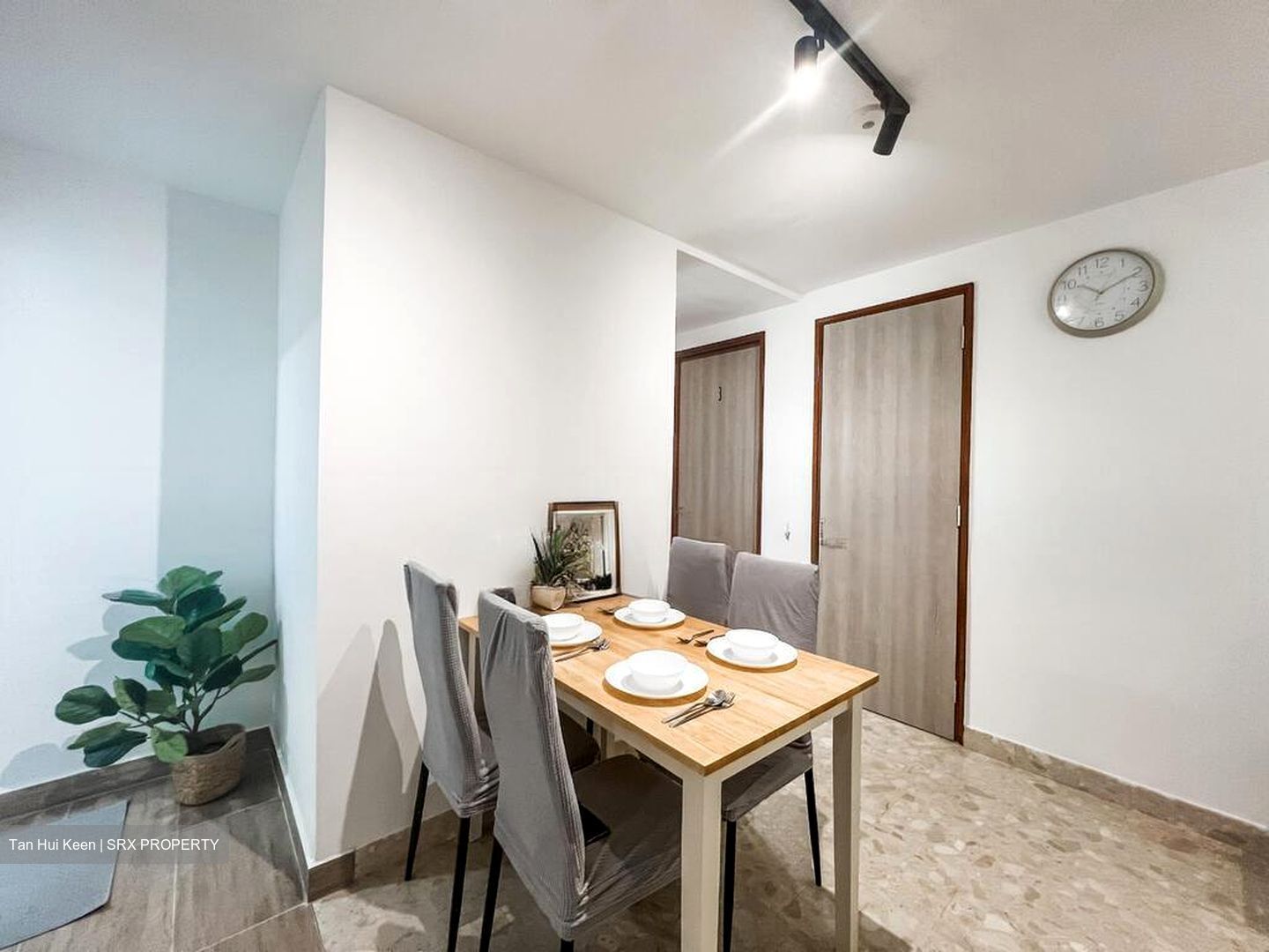 Simei Green Condominium (D18), Condominium #499806721